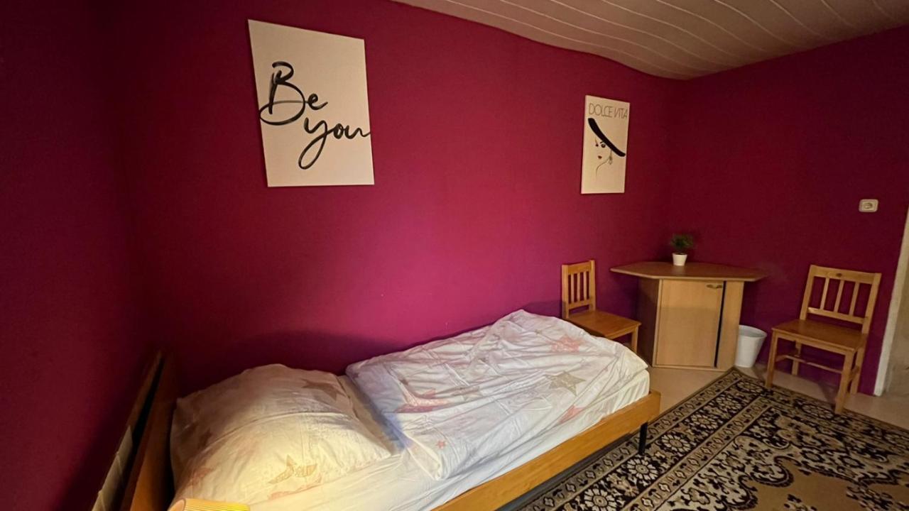 Apartamento Monteure, Ganzes Haus, Schwarzheide, Haus 1 Exterior foto